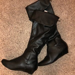 Black Knee-high Boots